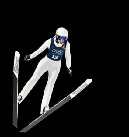 România încheie pe locul 12 competiția de sărituri cu schiurile pe echipe la Jocurile Olimpice de Iarnă Milano Cortina 2026 România încheie pe locul 12 competiția de sărituri cu schiurile pe echipe la Jocurile Olimpice de Iarnă Milano Cortina 2026