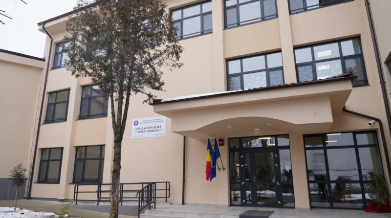Redeschiderea Școlii Gimnaziale „Tudor Vladimirescu” din Târgoviște