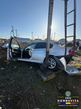 Accident feroviar la Voia: Un autoturism lovit de tren