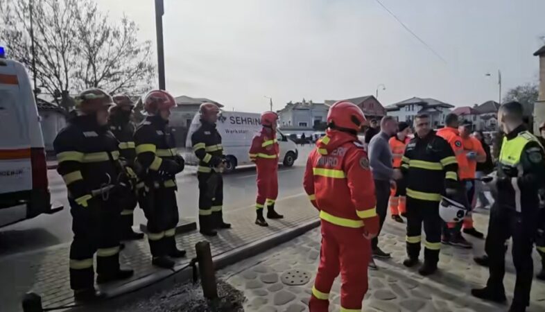 Alertă de gradul zero la Turnul Chindiei din Târgoviște! Alertă de gradul zero la Turnul Chindiei din Târgoviște!
