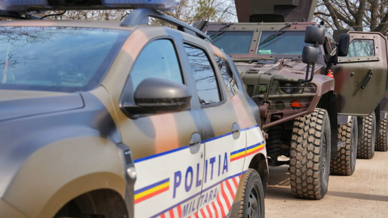 Forțele Terestre primesc primele blindate ușoare Cobra II 4×4: Coloane militare pe drumurile naționale Forțele Terestre primesc primele blindate ușoare Cobra II 4x4: Coloane militare pe drumurile naționale