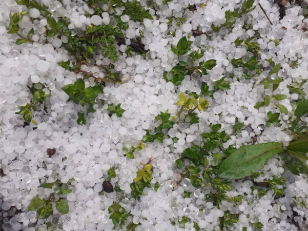 Nou val de vreme severă: Ploi, vânt, furtuni și grindină 