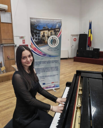 Otilia Teodora Preda, elevă a Liceului de Arte „Bălașa Doamna” Târgoviște, la Olimpiada Națională de Interpretare Instrumentală și Vocală