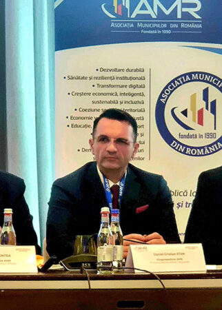 Primarul Daniel Cristian Stan, vicepreședinte AMR: Priorități pentru dezvoltarea durabilă și investiții în municipiul Târgoviște Primarul Daniel Cristian Stan, vicepreședinte AMR: Priorități pentru dezvoltarea durabilă și investiții în municipiul Târgoviște