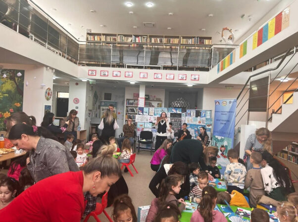 „Săptămâna verde” aduce primăvara la Filiala pentru Copii a Bibliotecii Județene Dâmbovița „Săptămâna verde” aduce primăvara la Filiala pentru Copii a Bibliotecii Județene Dâmbovița