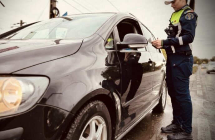 Șoferii  își pot verifica online amenzile și punctele de penalizare