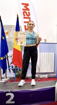 Sonia Ilie, vicecampioană la Campionatul Național de sală U14!