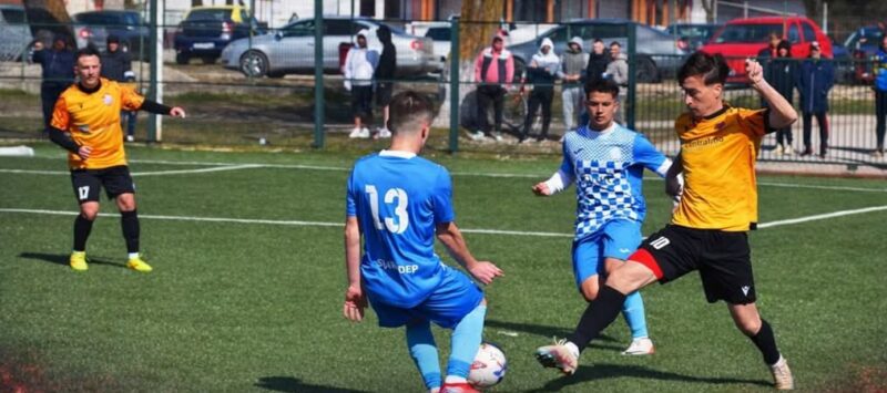 Spectacol total în etapa a 18-a din Liga 4 Dâmbovița! Goluri multe și dueluri spectaculoase Spectacol total în etapa a 18-a din Liga 4 Dâmbovița! Goluri multe și dueluri spectaculoase