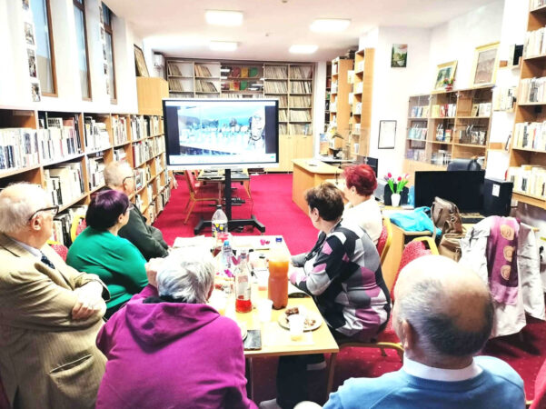 Biblioteca Județeană „Ion Heliade Rădulescu” Dâmbovița a găzduit întâlnirea culturală dedicată artei, tradiției și Sărbătorilor Pascale