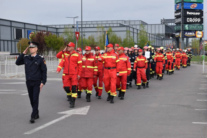 Competiția Națională de Descarcerare și Prim Ajutor Calificat, în desfășurare la Târgoviște