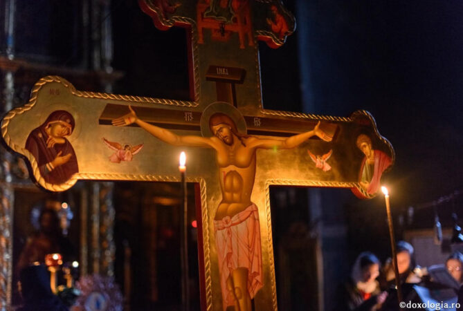 Deniile din Săptămâna Patimilor – drumul spre Înviere, prin rugăciune 