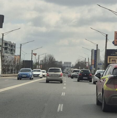 Fugim de benzină și de motorină și dăm de întuneric