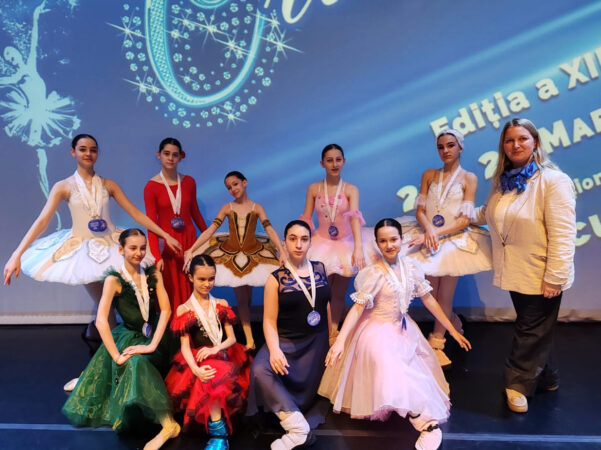 Micile balerine din Târgoviște strălucesc la „Lebăda de Cristal”