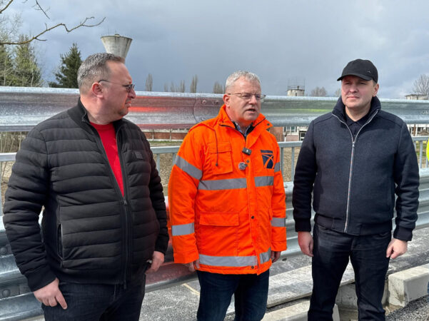 Podul de la Pucioasa s-a redeschis. Se circulă din nou normal pe DN71