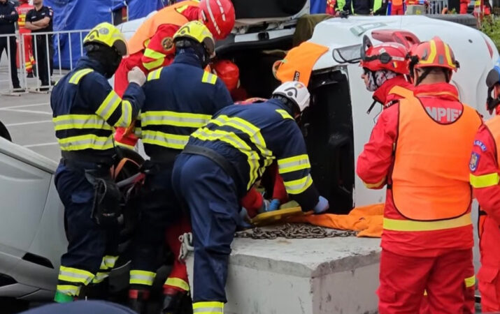 Pompierii dâmbovițeni, pe primul loc la  Competiția Națională de Descarcerare – faza zonală 