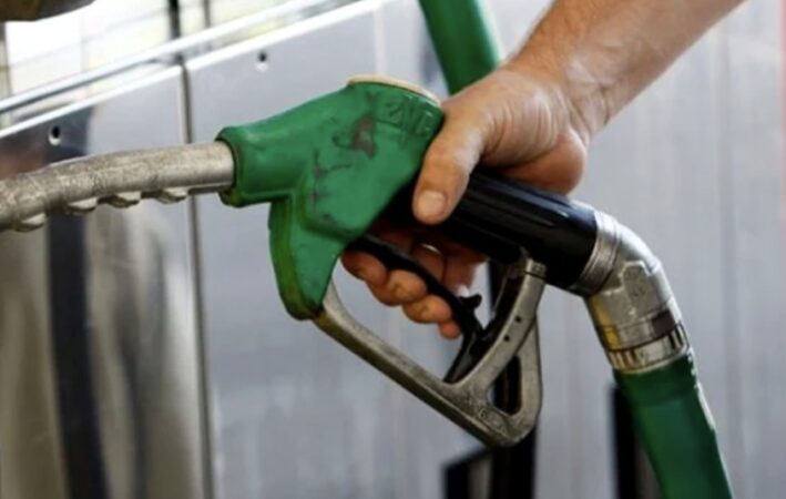 România primește undă verde din SUA: Rafinăria Petrotel Lukoil va fi repornită în 45 de zile România primește undă verde din SUA: Rafinăria Petrotel Lukoil va fi repornită în 45 de zile