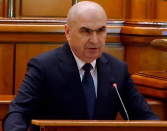 Moțiunea de cenzură a trecut cu 281 de voturi: Guvernul Bolojan a fost demis