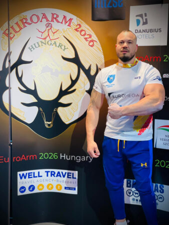 Răcăreanul Sergiu Țecu, pregătit să reprezinte România la Europenele de Armwrestling 2026 de la Budapesta Răcăreanul Sergiu Țecu, pregătit să reprezinte România la Europenele de Armwrestling 2026 de la Budapesta