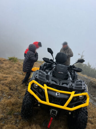 Salvamont Dâmbovița, intervenție de urgență în Șaua Strunga: două persoane salvate în condiții meteo dificile Salvamont Dâmbovița, intervenție de urgență în Șaua Strunga: două persoane salvate în condiții meteo dificile