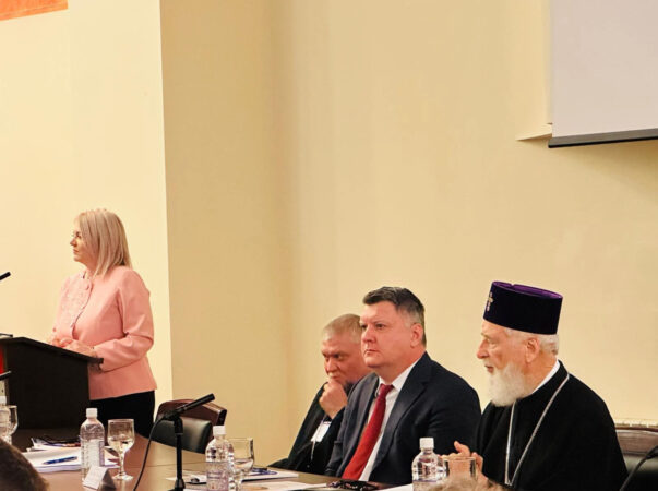 Simpozion internațional la Târgoviște: reflecții asupra familiei creștine în contextul lumii contemporane