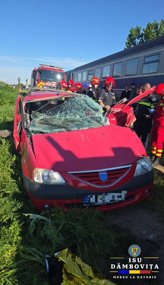 TRAGEDIE LA GĂEȘTI: AUTOTURISM LOVIT DE TREN, O FEMEIE ȘI-A PIERDUT VIAȚA
