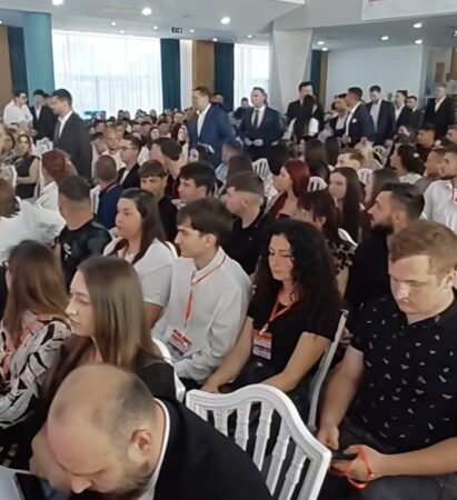 Bogdan Istrate, ales noul președinte al TSD Dâmbovița! Aproximativ 800 de tineri participă la conferința extraordinară de alegeri de la Târgoviște TSD Dâmbovița
