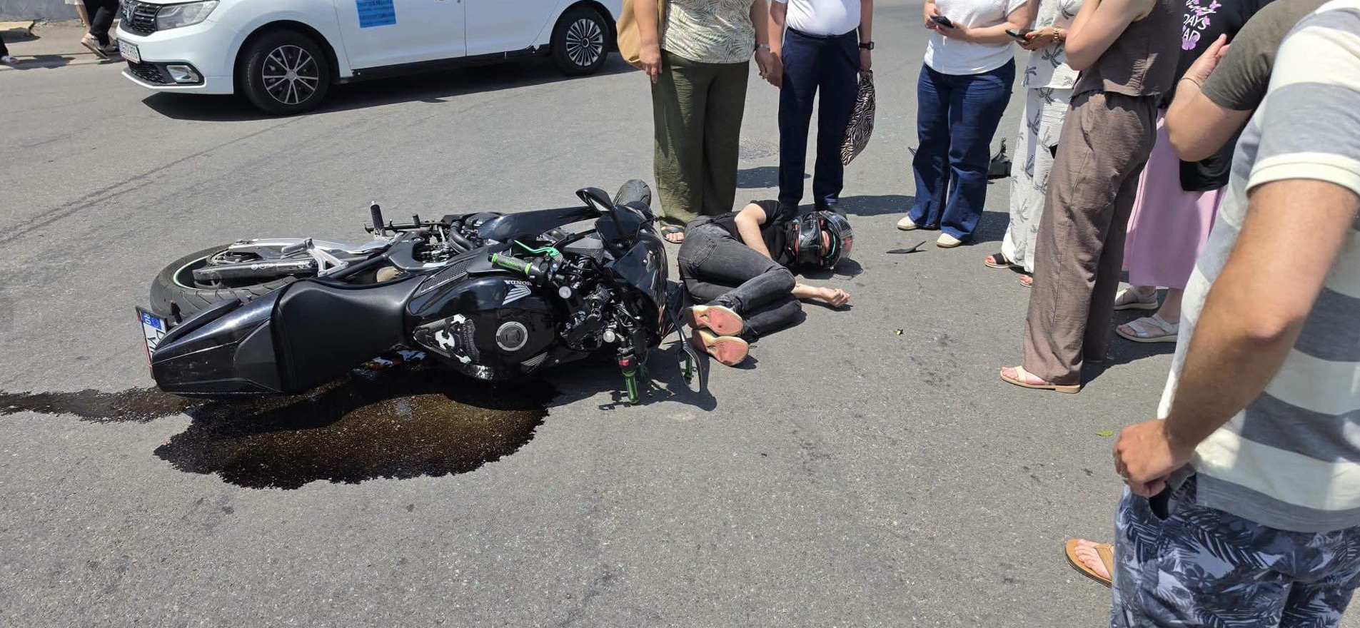 Accident violent în Târgoviște: motociclist rănit după impact puternic