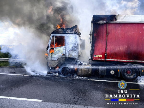 Autocamion făcut scrum pe Autostrada A1, la kilometrul 80