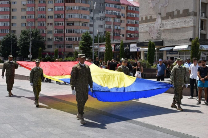 Ceremonie dedicată Zilei Drapelului Național la Târgoviște 