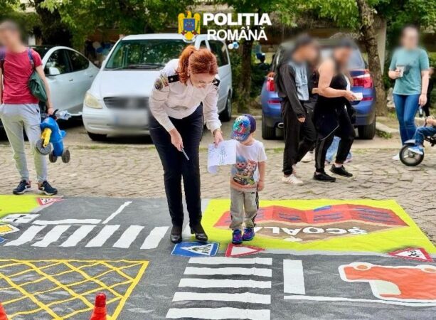 Copiii au fost polițiști pentru o zi în Dâmbovița