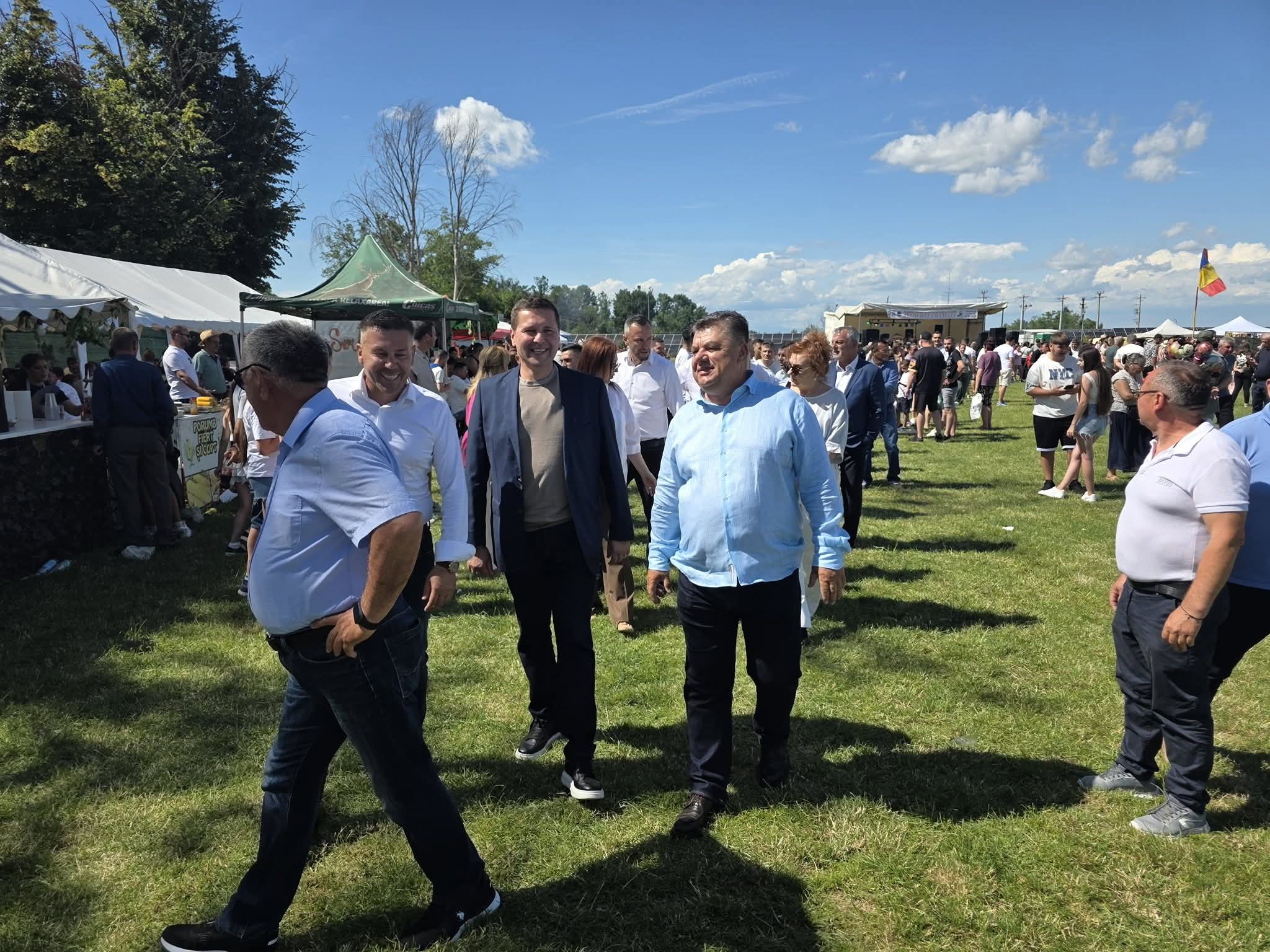 „Dealul Prieteniei” și Festivalul Călușarilor, sărbători ale tradiției în județul Dâmbovița