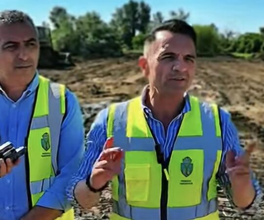 Târgoviștea se dezvoltă accelerat printr-un amplu pachet de investiții finanțate din fonduri nerambursabile Târgoviștea se dezvoltă accelerat printr-un amplu pachet de investiții finanțate din fonduri nerambursabile