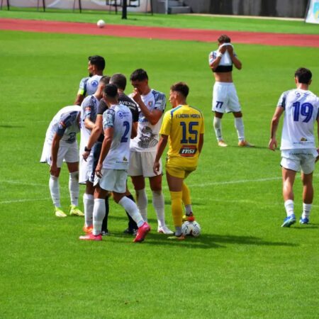 Chindia Târgoviște începe cu dreptul seria amicalelor! Victorie clară, 4-0 cu Flacăra Moreni Chindia Târgoviște începe cu dreptul seria amicalelor! Victorie clară, 4-0 cu Flacăra Moreni