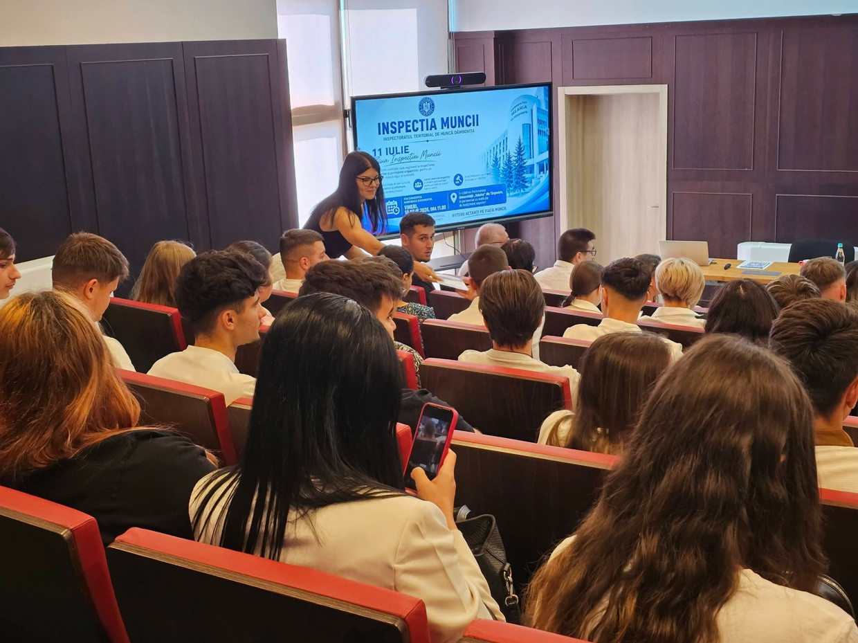 ITM Dâmbovița: 27 de ani de la înființarea Inspecției Muncii, marcați alături de studenții Universității „Valahia” din Târgoviște