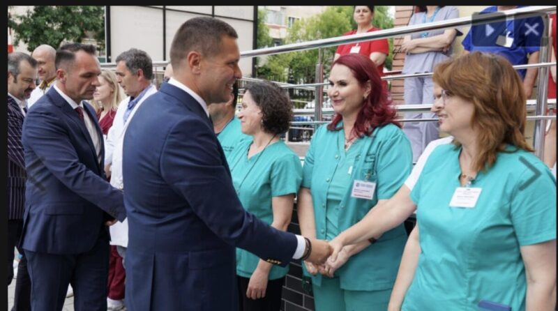 Președintele CJ Dâmbovița, Corneliu Ștefan, mesaj ferm în sprijinul cadrelor medicale: „Nu putem construi un sistem de sănătate performant fără oameni respectați” Președintele CJ Dâmbovița, Corneliu Ștefan, mesaj ferm în sprijinul cadrelor medicale: „Nu putem construi un sistem de sănătate performant fără oameni respectați”