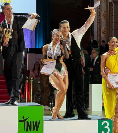 România urcă pe podiumul european! Daniel și Iovana au cucerit medalia de bronz la Campionatul European U21 Latino România urcă pe podiumul european! Daniel și Iovana au cucerit medalia de bronz la Campionatul European U21 Latino
