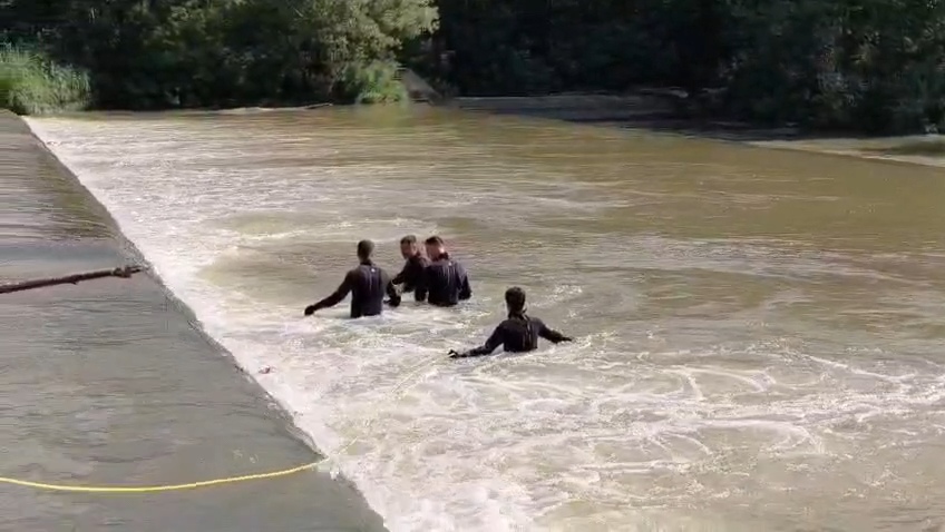 Sfârșit tragic pe râul Argeș: cei doi băieți dispăruți au fost găsiți fără viață