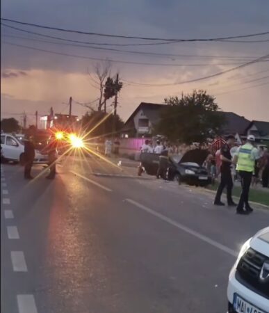 Accidente în lanț pe drumurile din Dâmbovița! Cinci persoane rănite la Racovița Accidente în lanț pe drumurile din Dâmbovița! Cinci persoane rănite la Racovița
