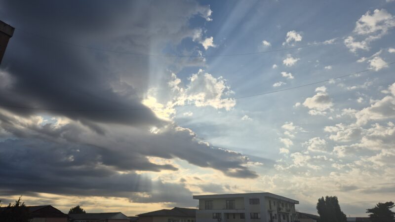 Județul Dâmbovița, sub informare meteorologică de  instabilitate atmosferică