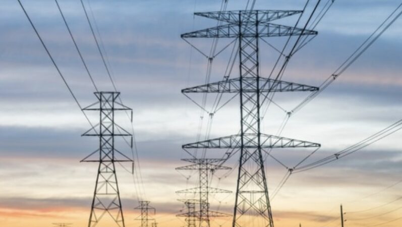 ROMÂNIA, LA UN PAS DE BLACKOUT? Guvernul cere populației să reducă drastic consumul de energie între 19:00 și 23:00 ROMÂNIA, LA UN PAS DE BLACKOUT? Guvernul cere populației să reducă drastic consumul de energie între 19:00 și 23:00