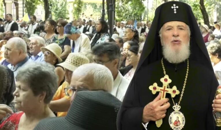 Zeci de mii de pelerini sunt așteptați la Târgoviște, de Sfântul Nifon. Moaștele Sfintei Filofteia sunt aduse în oraș Zeci de mii de pelerini sunt așteptați la Târgoviște, de Sfântul Nifon. Moaștele Sfintei Filofteia sunt aduse în oraș