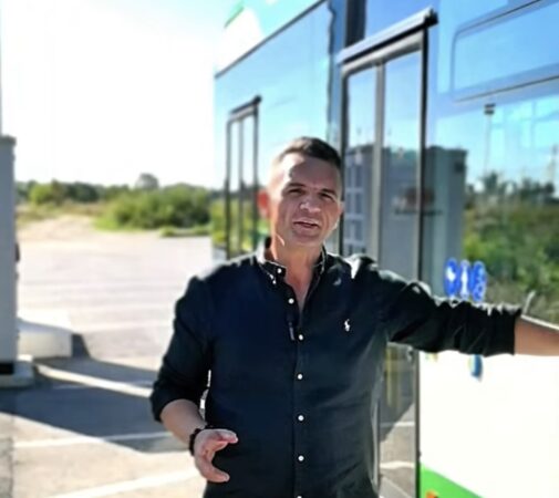 Autobuzele electrice din Târgoviște, încărcate rapid! Transportul public modern, dezvoltat exclusiv cu bani europeni