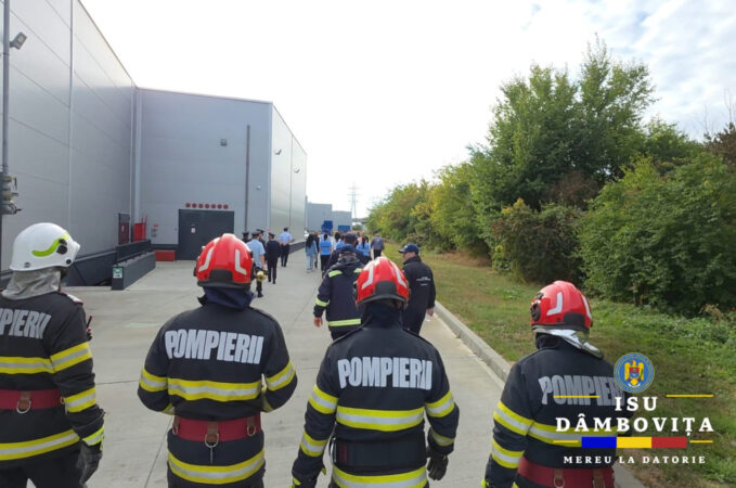Exercițiu de adăpostire și evacuare la Dâmbovița Mall