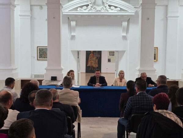 NOI REGULI ÎN URBANISM ȘI CONSTRUCȚII! Primarii din Dâmbovița, chemați la discuții despre aplicarea noului Cod NOI REGULI ÎN URBANISM ȘI CONSTRUCȚII! Primarii din Dâmbovița, chemați la discuții despre aplicarea noului Cod