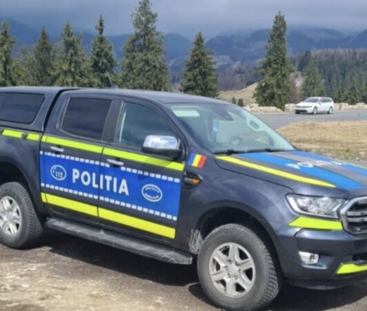 Polițiștii au descins la Răvășitul Oilor de la Runcu: amenzi de 66.000 de lei pentru nereguli privind protecția animalelor Polițiștii au descins la Răvășitul Oilor de la Runcu: amenzi de 66.000 de lei pentru nereguli privind protecția animalelor