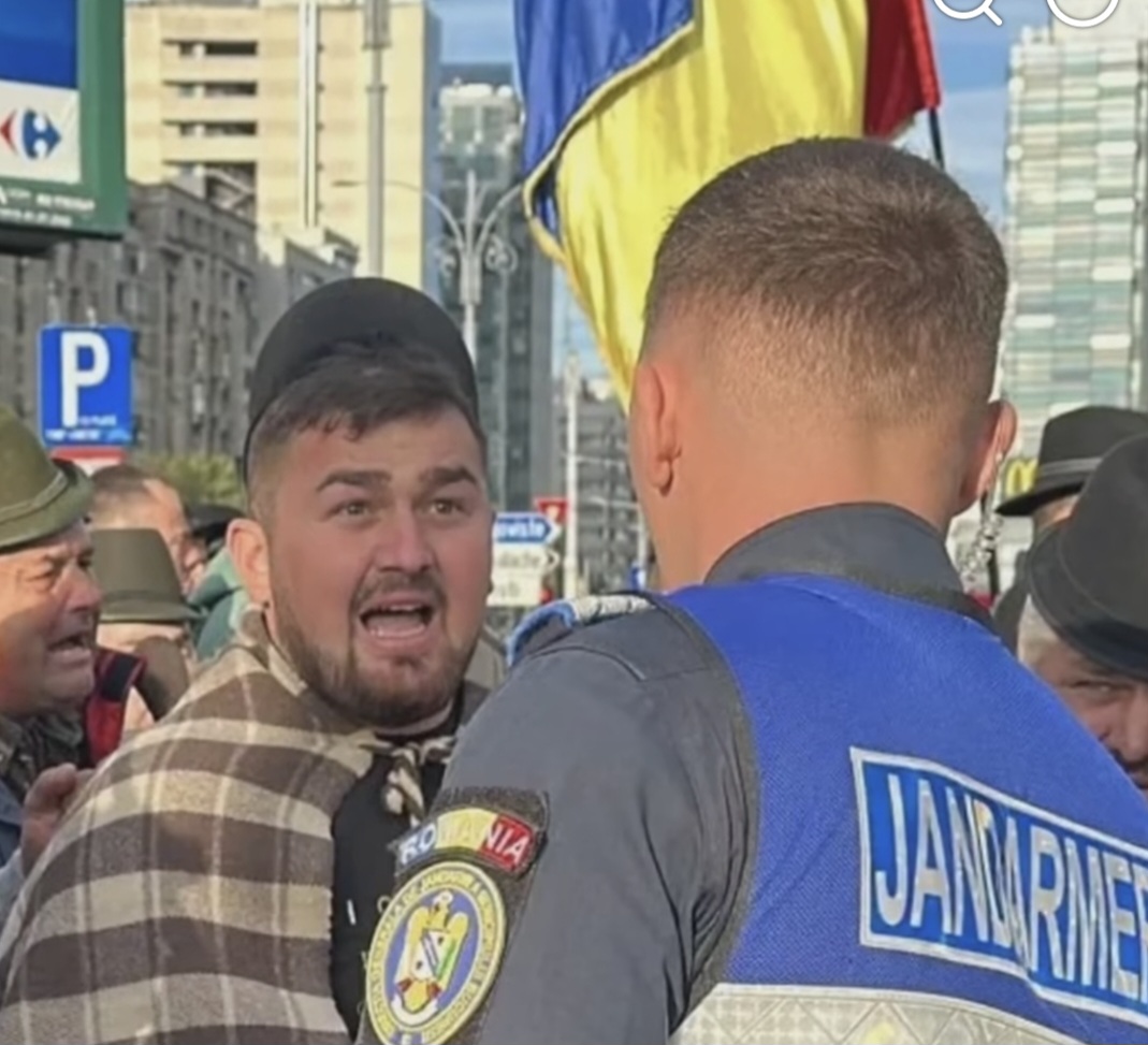 Protestul fermierilor din Piața Victoriei a degenerat: 24 de persoane rănite