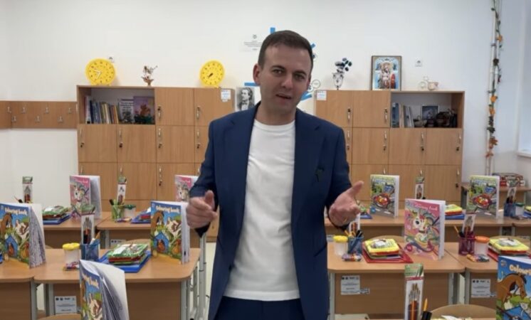 Educația, pe primul loc la Răzvad! Rechizite pentru elevi și investiții importante în școli
