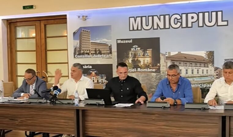 Târgoviștea intră într-o nouă etapă de dezvoltare: sute de milioane de lei pentru proiecte majore Târgoviștea intră într-o nouă etapă de dezvoltare: sute de milioane de lei pentru proiecte majore