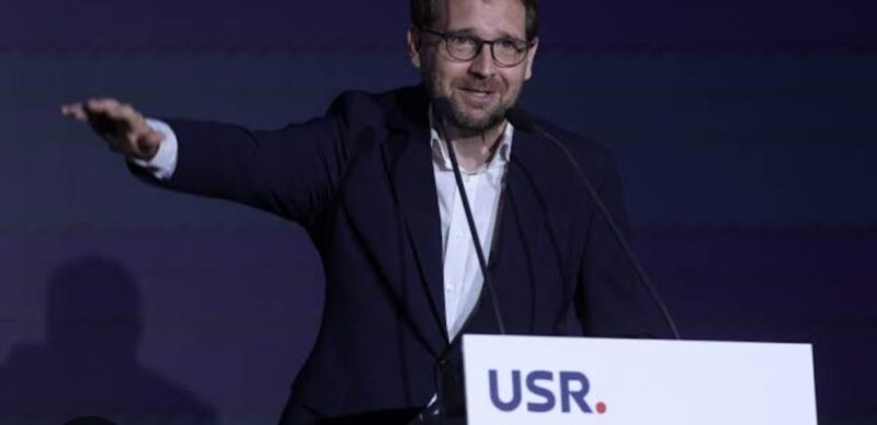 USR, până unde mergeți cu războiul împotriva României? USR, până unde mergeți cu războiul împotriva României?