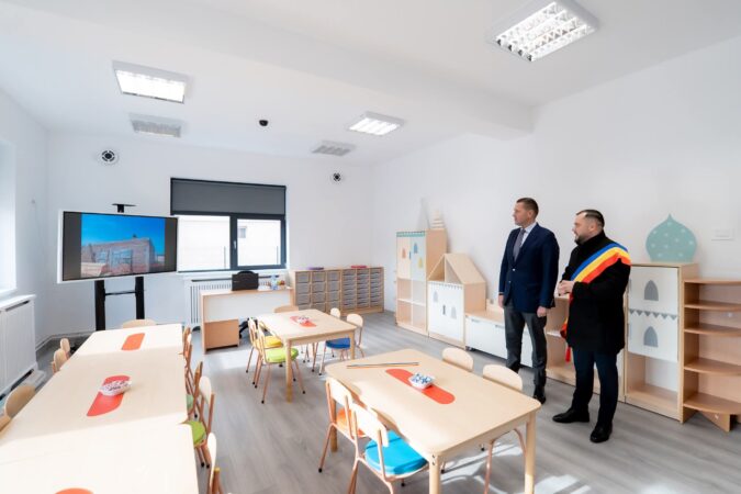 Corneliu Ștefan, președintele CJ Dâmbovița: „Investițiile în educație înseamnă grijă față de copii și față de viitorul comunităților noastre” CJ Dâmbovița